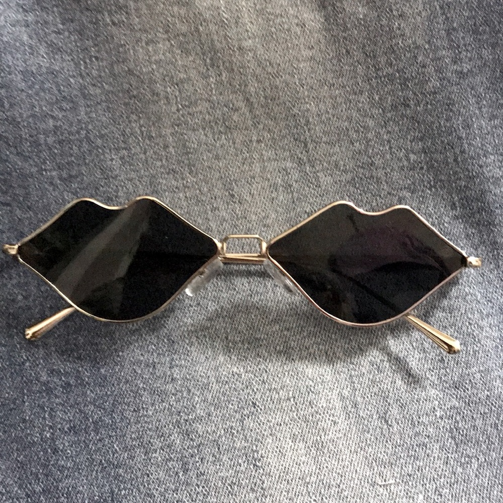 Kiss Sunglasses